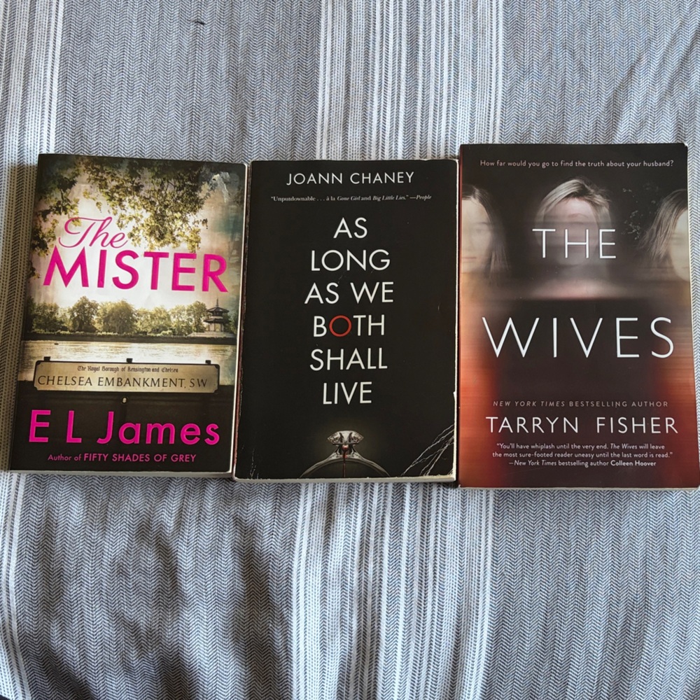 Assorted Paperback Book Set